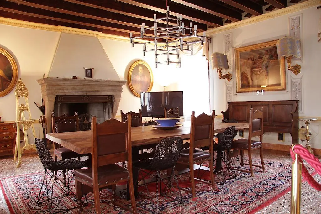Bed & Breakfast Domus Dotti V Guest House Treviso