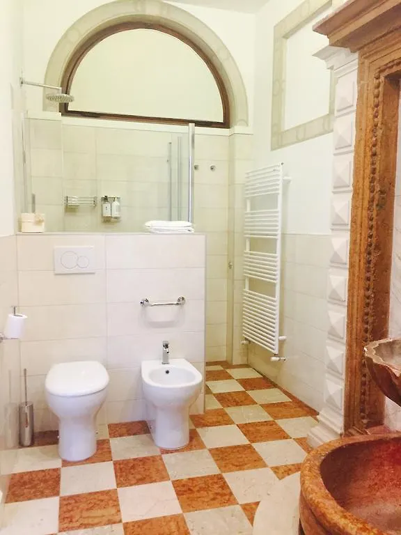 Domus Dotti V Guest House Treviso