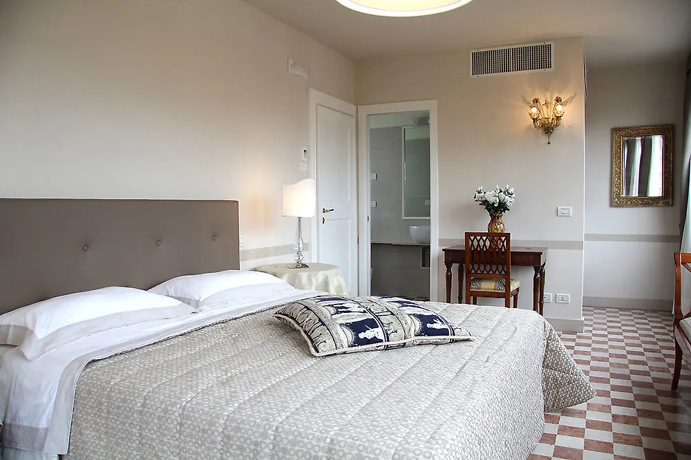 Domus Dotti V Guest House Treviso