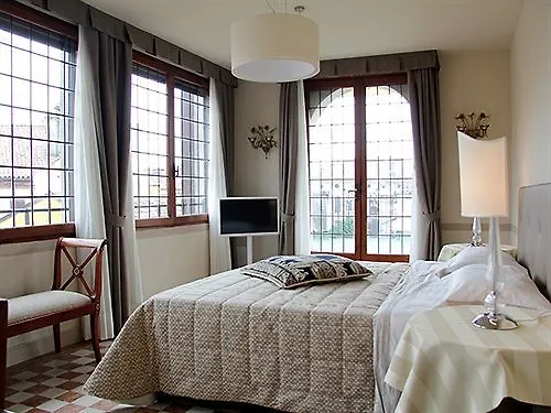 Domus Dotti V Guest House Treviso Bed & Breakfast