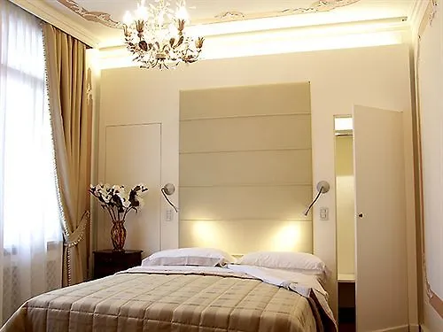 Domus Dotti V Guest House Treviso Italy