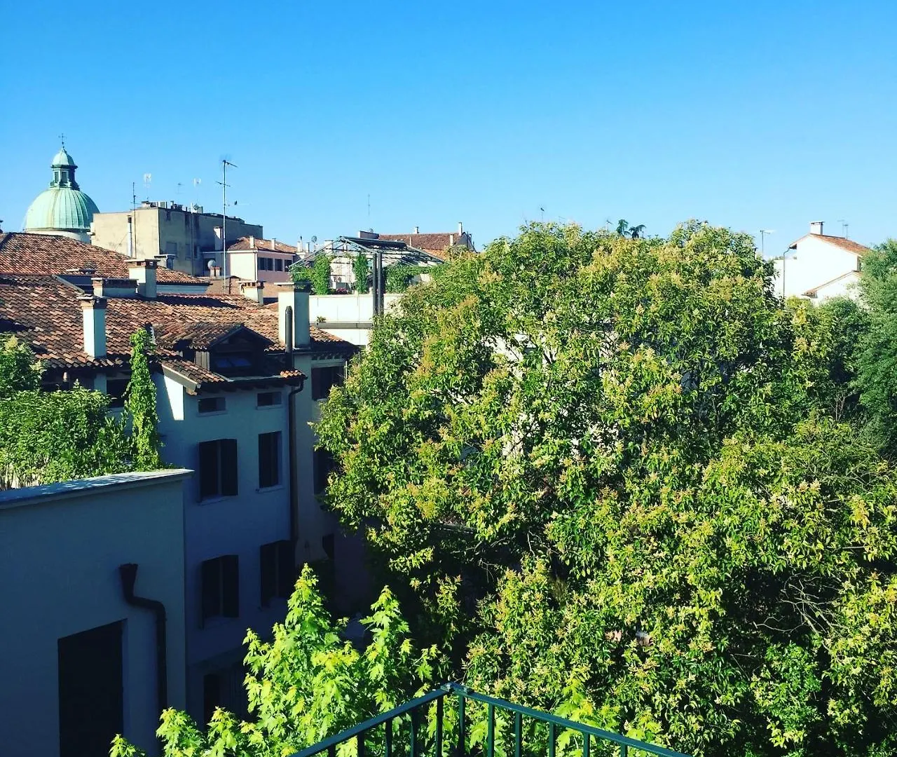 Bed & Breakfast Domus Dotti V Guest House Treviso